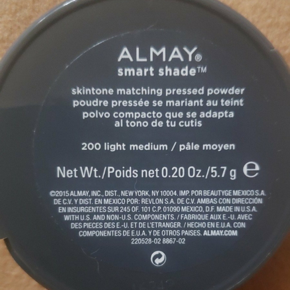 Almay Cream Compact Powder - Picture 3 of 3